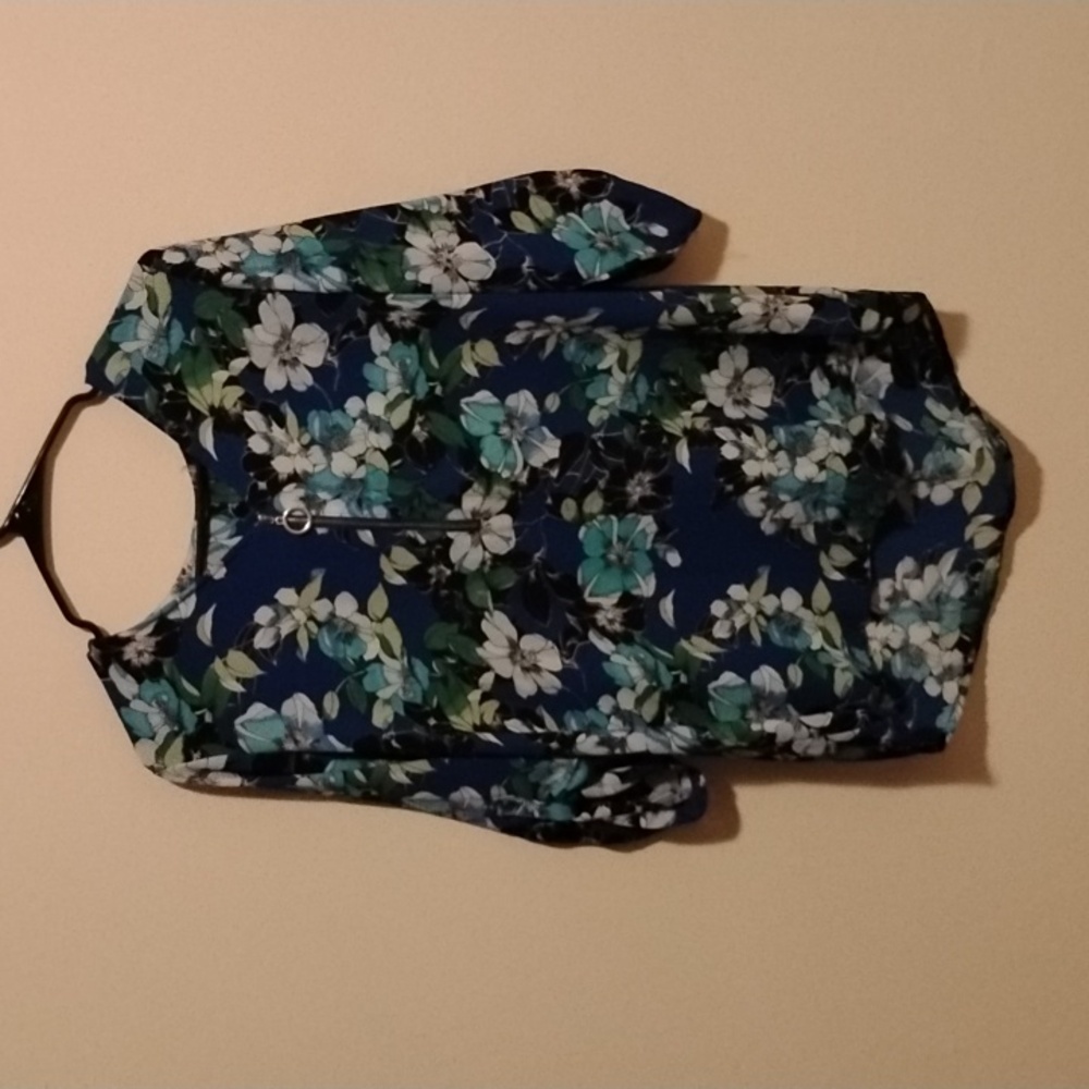 Blue flower dress shirt